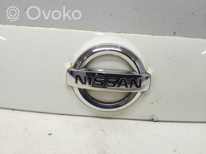 Nissan Juke I F15 Takaluukun rekisterikilven valon palkki 908681KA6A