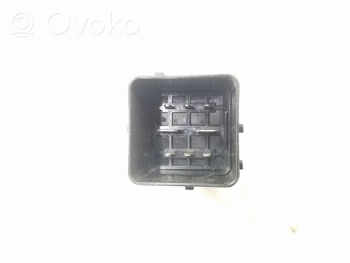 Ford Focus Kvēlsveču relejs 9666671780