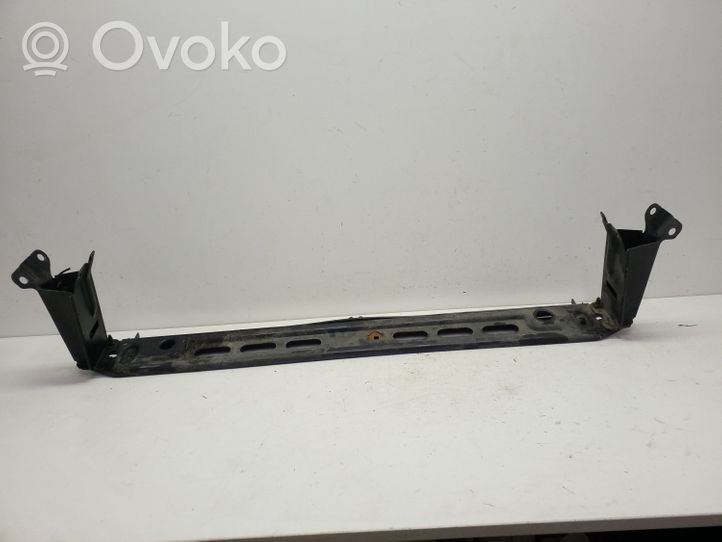 Volvo V70 Traverse inférieur support de radiateur 