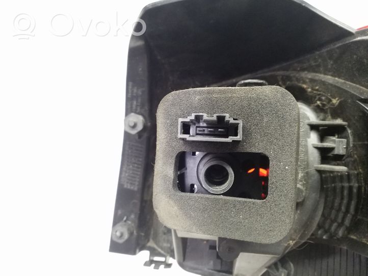 Volkswagen Golf VI Lampa tylna 5K0945257