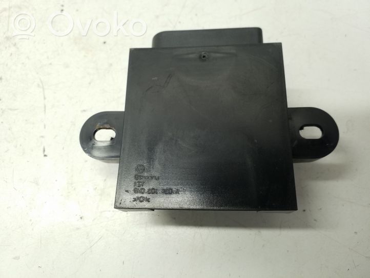 Volkswagen Tiguan Fuel injection pump control unit/module 5N0201320A