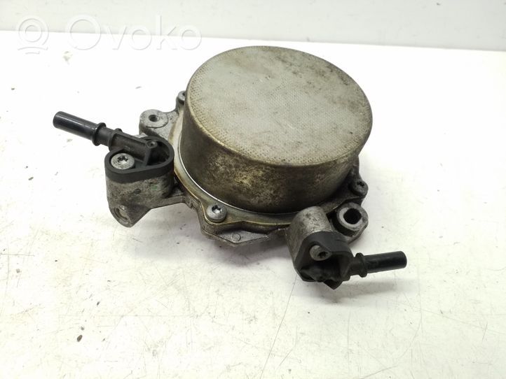 Ford Mondeo MK V Vacuum pump 9674192280