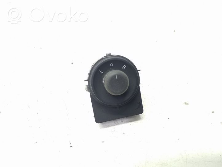 Buick Encore II Wing mirror switch 42406141