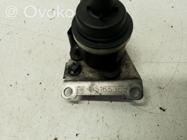 Opel Antara Pompa elettrica dell’acqua/del refrigerante ausiliaria 95165365