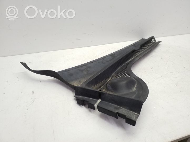 Volkswagen Jetta VI Rivestimento del tergicristallo 5C7819404A