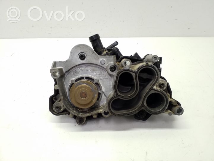 Volkswagen Jetta VI Water pump 04E121121K