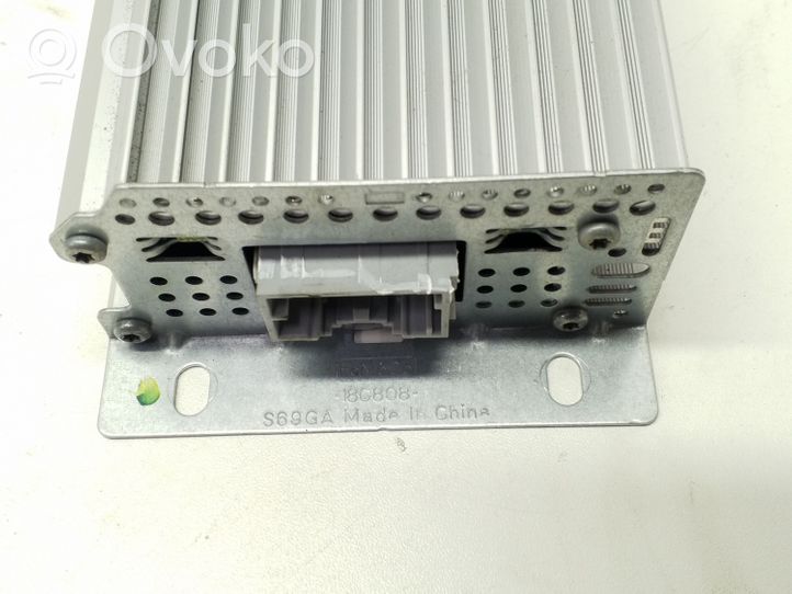 Ford Fusion II Amplificateur de son FP5T18C808AB