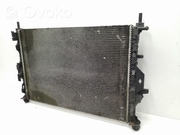 Ford Kuga I Coolant radiator 8V418C342AC