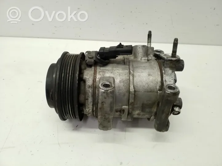 Chrysler Town & Country V Compressore aria condizionata (A/C) (pompa) P55111104AD