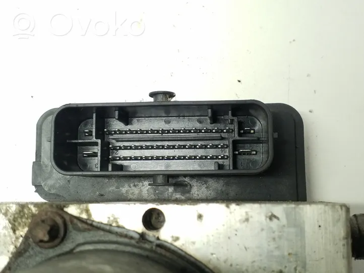 Dodge Grand Caravan ABS-pumppu P68183803AC