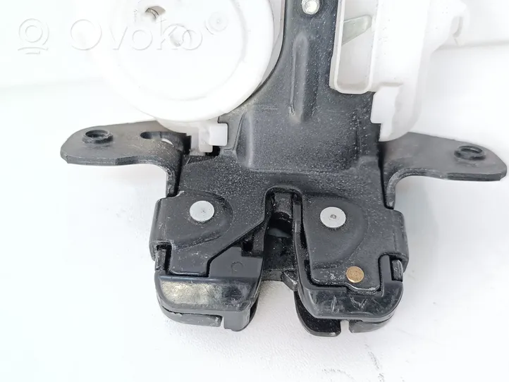 Toyota Prius c Blocco/chiusura/serratura del portellone posteriore/bagagliaio 