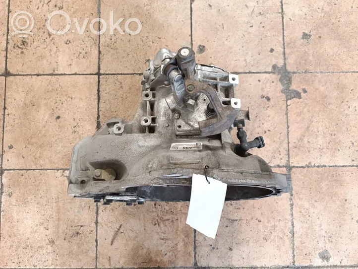 Opel Zafira C Manual 5 speed gearbox 