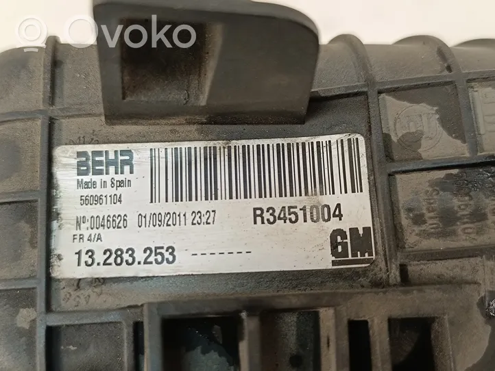 Opel Meriva B Interkūlerio radiatorius 13283253