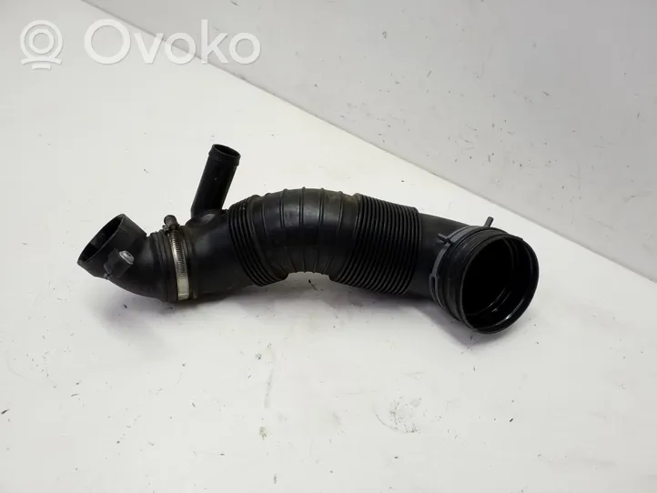 Volkswagen Tiguan Air intake duct part 5N0129656