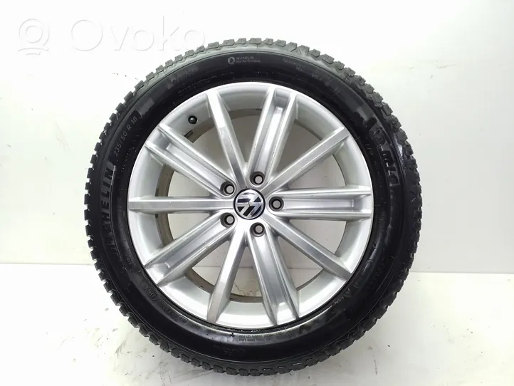 Volkswagen Tiguan R18 alloy rim 