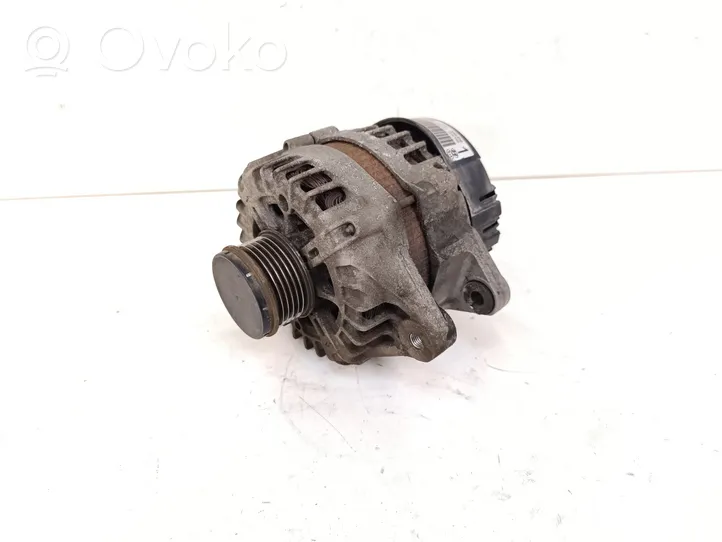 KIA Sportage Generatore/alternatore 373002F100