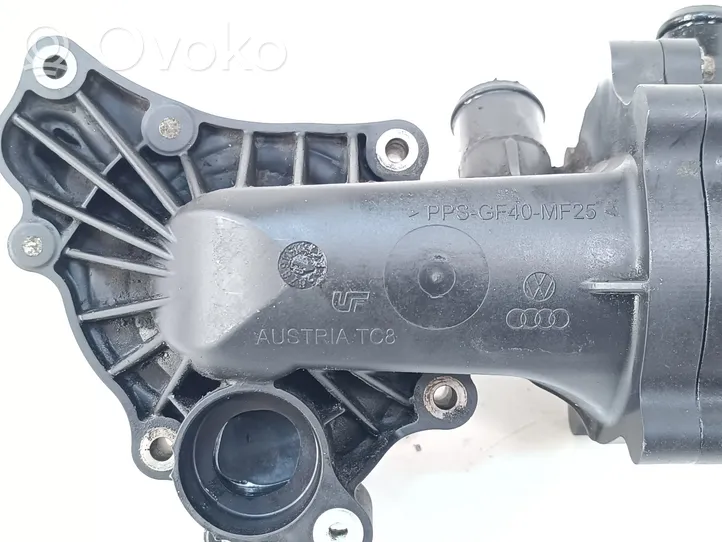 Audi A8 S8 D3 4E Pompe de circulation d'eau 079121012D