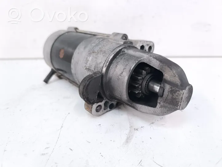 Opel Astra J Starter motor 55570068