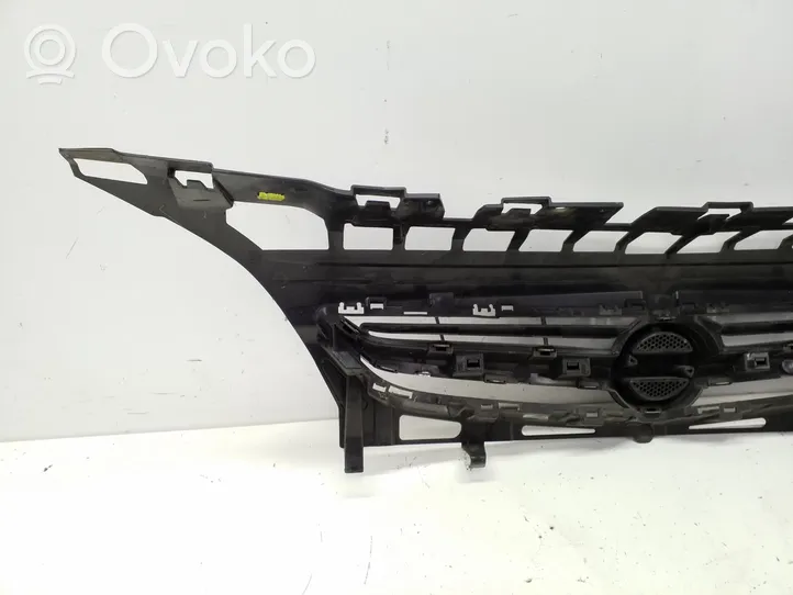 Opel Astra J Front bumper upper radiator grill 13368851