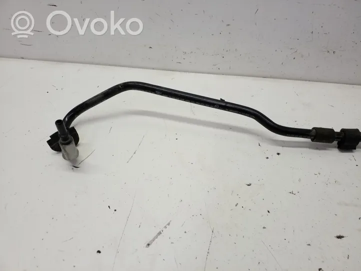 Porsche Cayenne (92A) Linea/tubo/manicotto del vuoto 0261230081