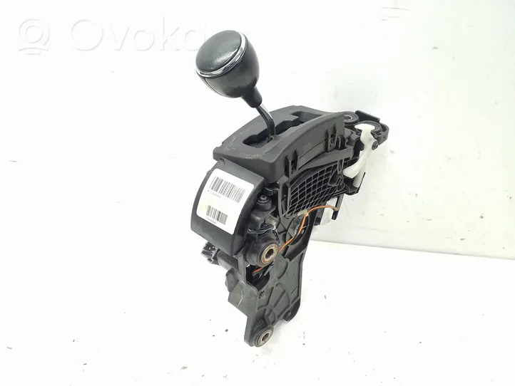 Chrysler Town & Country V Gear selector/shifter (interior) P1UC34DX9AB