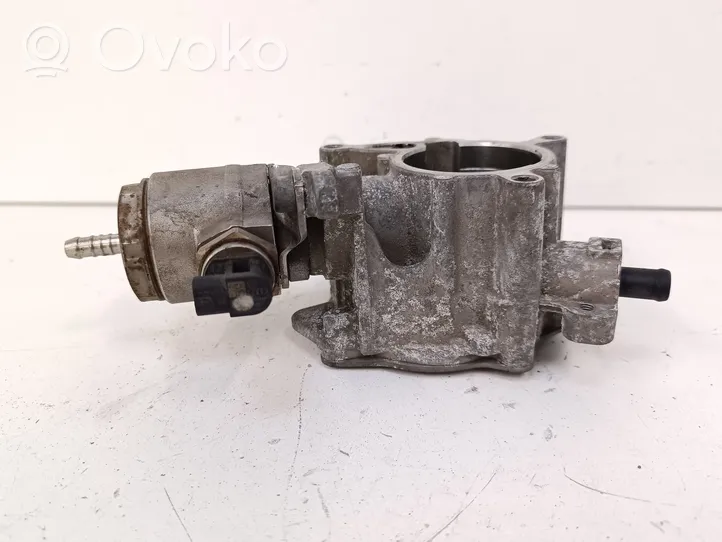 Audi A4 Allroad Pompe d'injection de carburant à haute pression 06J145100G