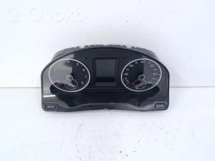 Volkswagen Tiguan Speedometer (instrument cluster) 5N0920973B