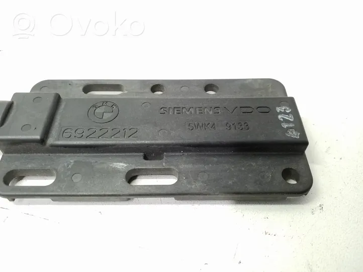 BMW X5M E70 Antena wewnętrzna 6922212