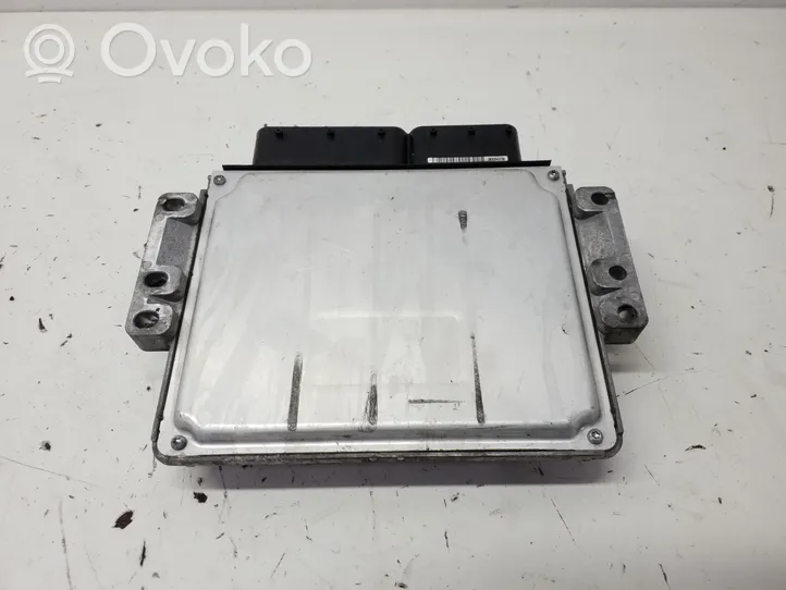 Opel Antara Engine control unit/module 25192581