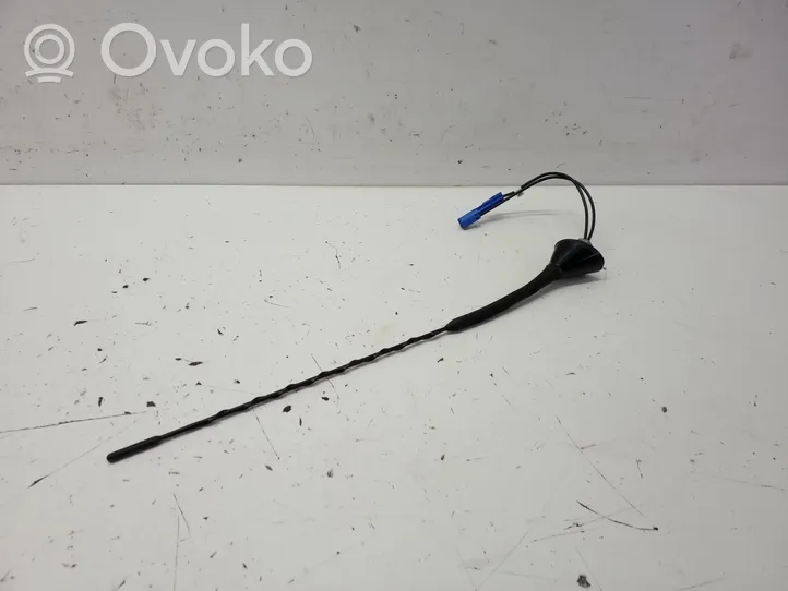 Opel Antara Radio antenna 