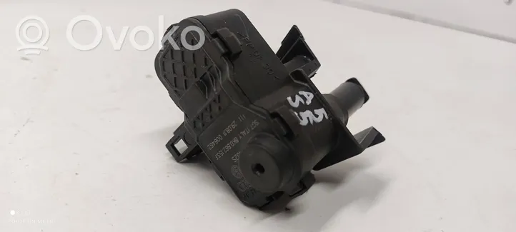 Audi A4 S4 B8 8K Motorino del tappo del serbatoio del carburante 8K0862153F