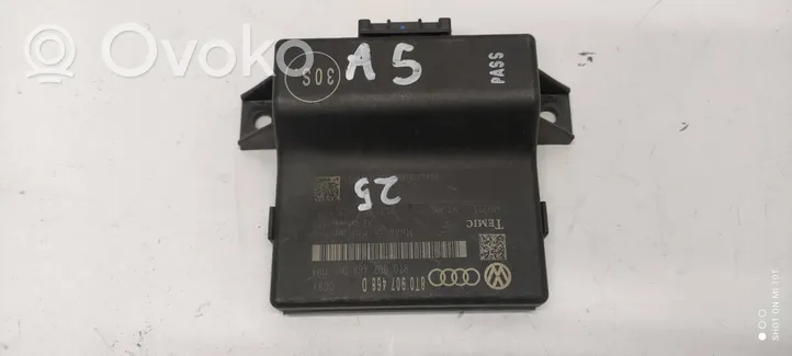 Audi A5 8T 8F Moduł sterowania Gateway 8T0907468D