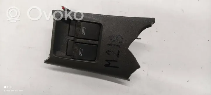 Audi A3 S3 8L Interruttore di controllo dell’alzacristalli elettrico 8L0959851