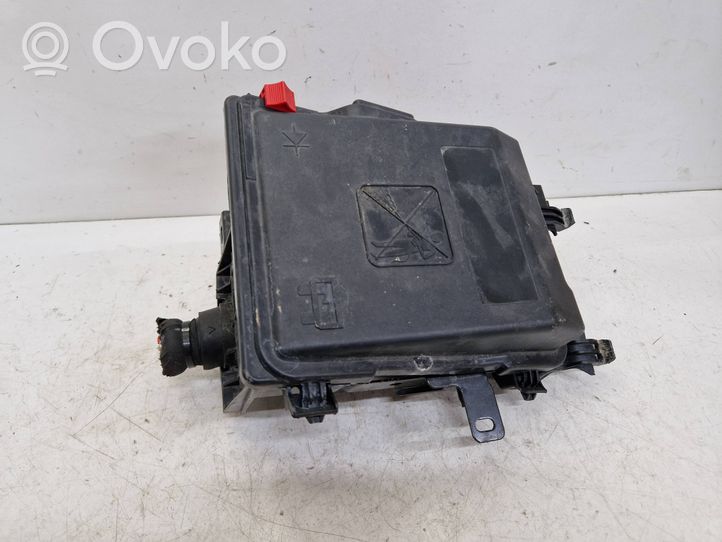 Peugeot Rifter Sulakemoduuli 9804848580