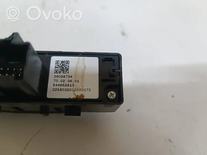 Opel Astra K Autres commutateurs / boutons / leviers 39028734