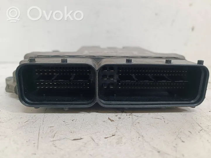 KIA Sportage Calculateur moteur ECU 0281017695