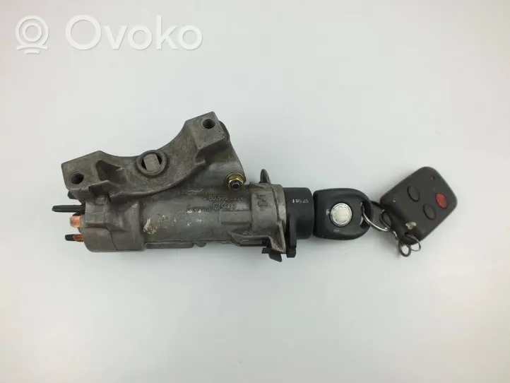 Skoda Fabia Mk1 (6Y) Ignition lock 4B0905851C