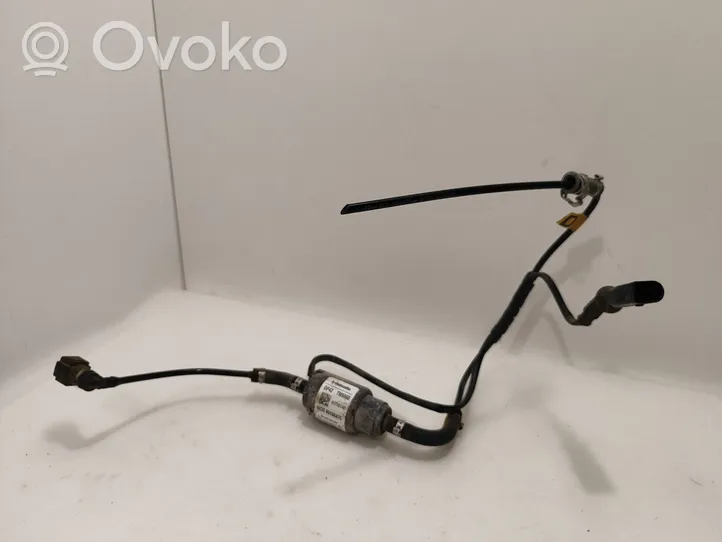 Volkswagen PASSAT B8 Webasto auxiliary heater fuel pump 9019847C