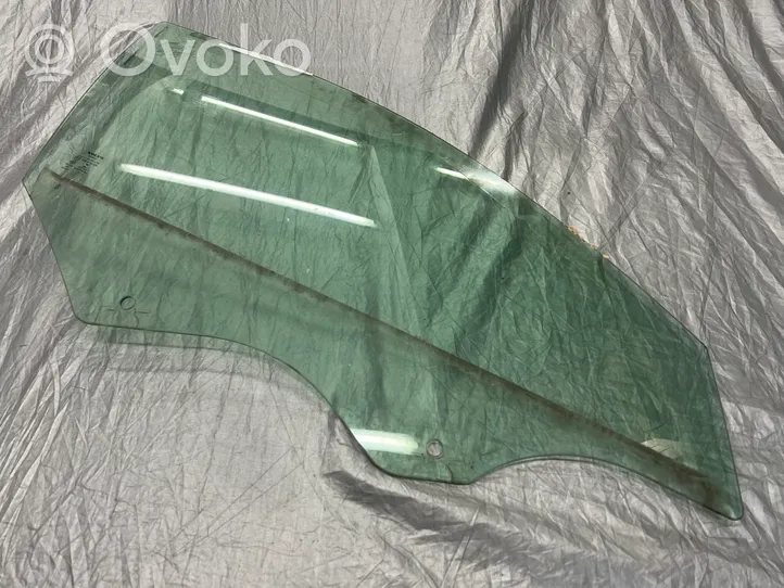 Volvo S60 Etuoven ikkunalasi, neliovinen malli 31468110