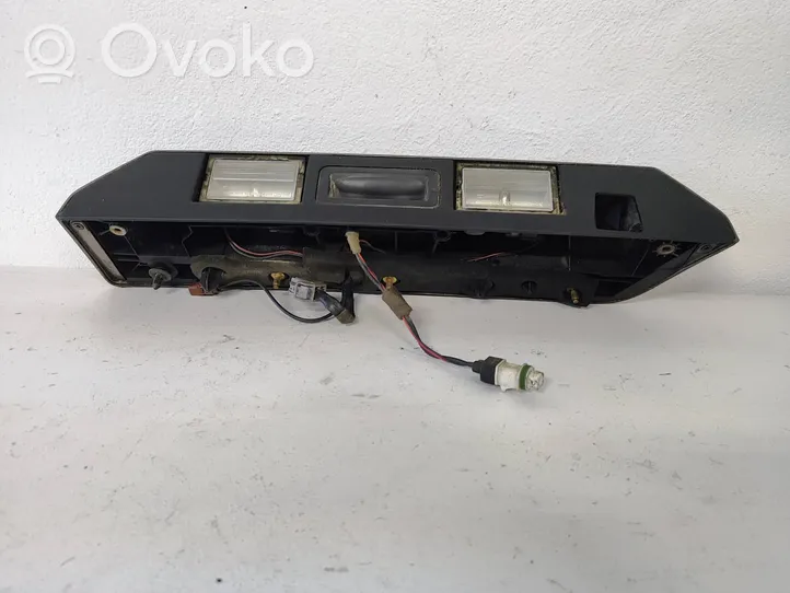 Land Rover Discovery 4 - LR4 Lampa oświetlenia tylnej tablicy rejestracyjnej Ah22431e76a