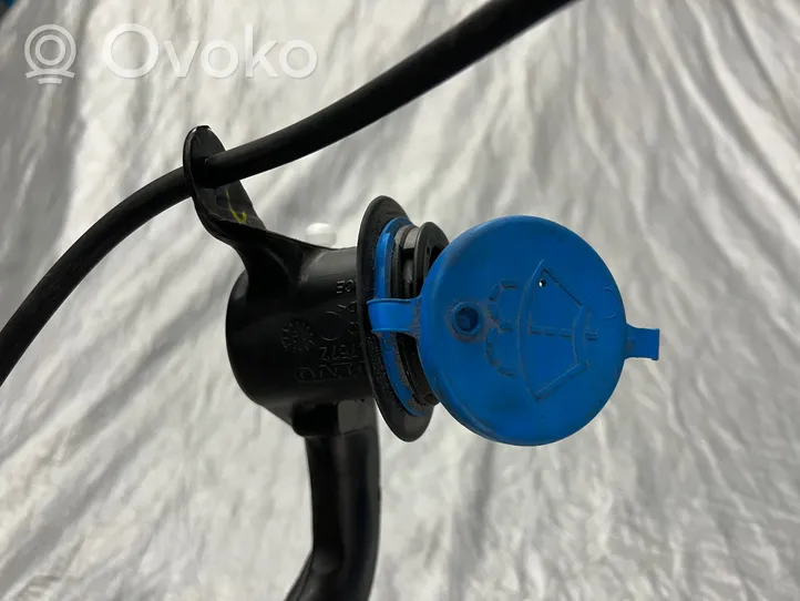 Volvo S60 Windshield washer fluid reservoir/tank 30747576