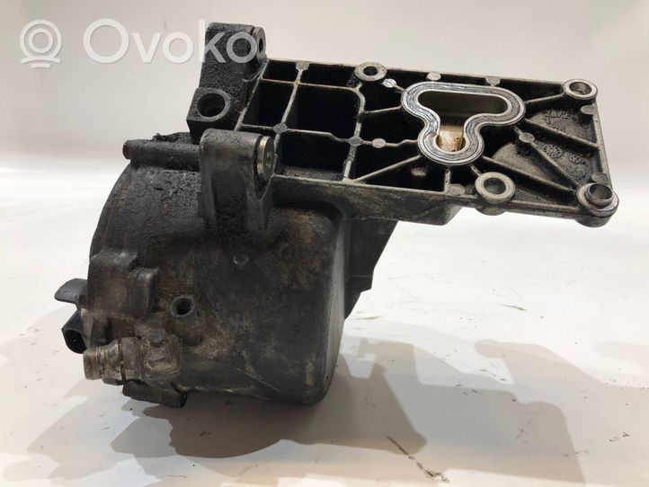 BMW 7 E65 E66 Support de générateur / alternateur 