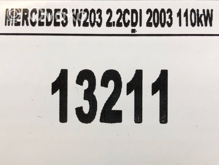 Mercedes-Benz C W203 Autres éléments garniture de coffre 2037430072