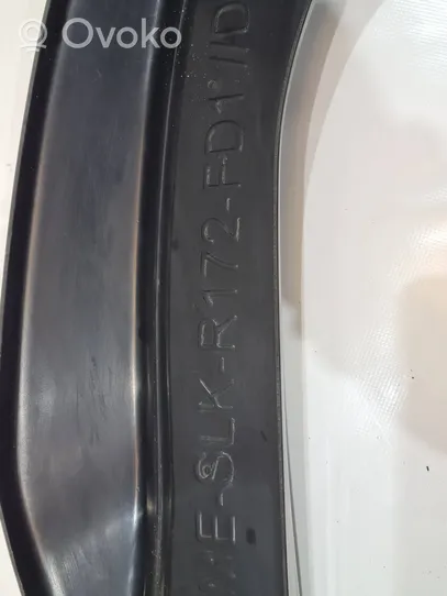 Mercedes-Benz SLK AMG R172 Apatinė bamperio dalis (lūpa) 