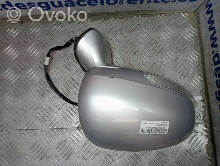 Toyota Avensis T270 Front door electric wing mirror 026399