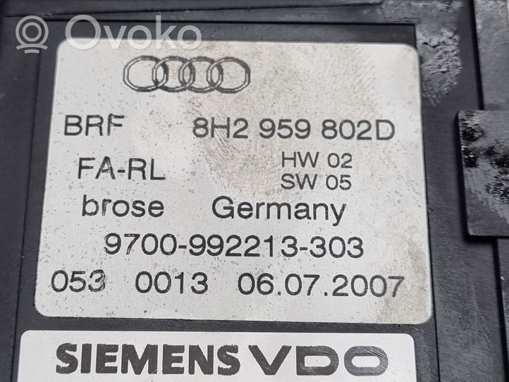 Audi A4 S4 B7 8E 8H Varikliukas priekinio langų pakėlėjo 8H2959802D