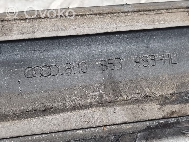 Audi A4 S4 B7 8E 8H Listwa tylnego błotnika 8H0853983