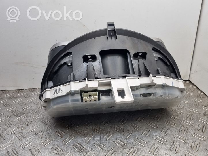 Mazda CX-7 Speedometer (instrument cluster) JGEH70B