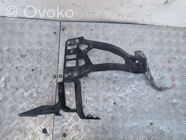 BMW 5 E60 E61 Pannello laterale di supporto del radiatore 7163484