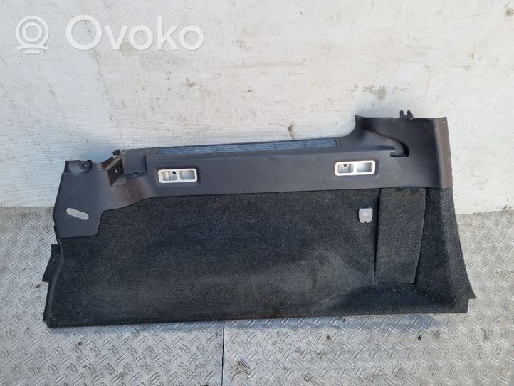 Volvo V70 Šoninis apdailos skydas 39882908